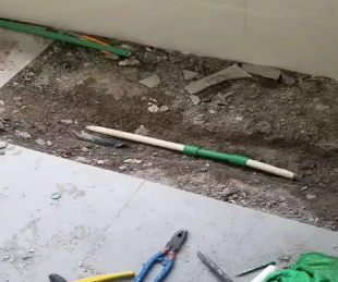 中站卫生间测漏水